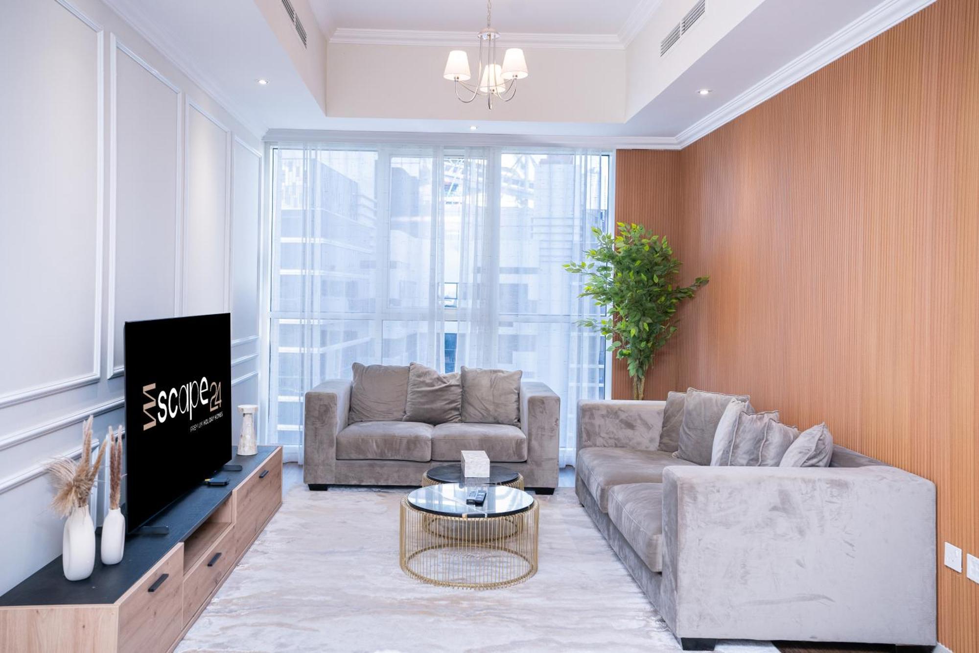 Escape 24 - Luxury Dunya Tower Downtown Near Mall Dubai